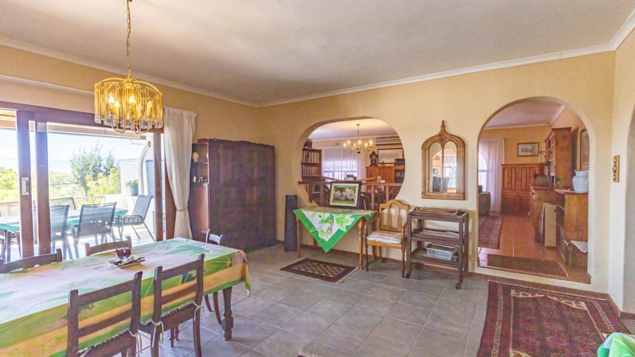 4 Bedroom Property for Sale in Riebeek Kasteel Western Cape